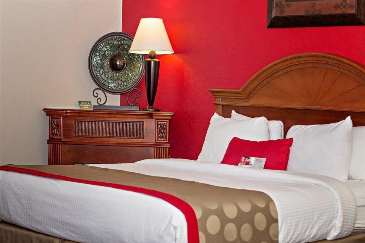 Hotel Ramada By Wyndham La Nouvelle-Ibérie Extérieur photo